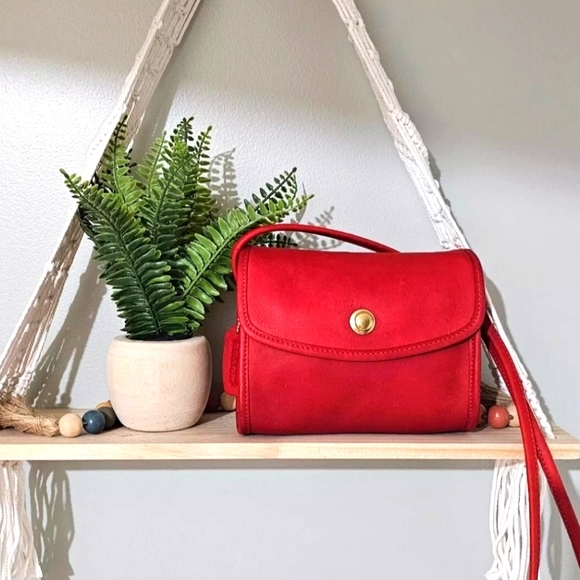 VINTAGE COACH CHRYSTIE FLAP CROSSBODY SHOULDER BAG (RED) 9892 - Picture 10 of 15